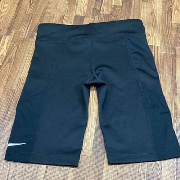 Nike girl shorts and Nike bike shorts. Bundle of two size M. - Picture 7 of 10